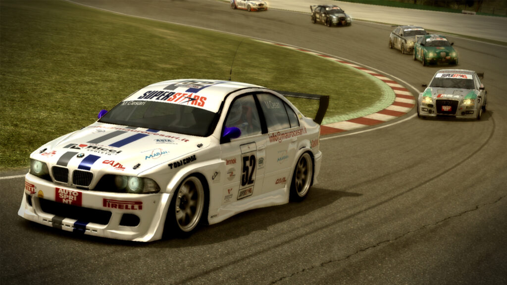 Superstars V8 Racing M5 02