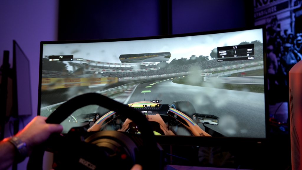 BenQ Mobiuz sim racing