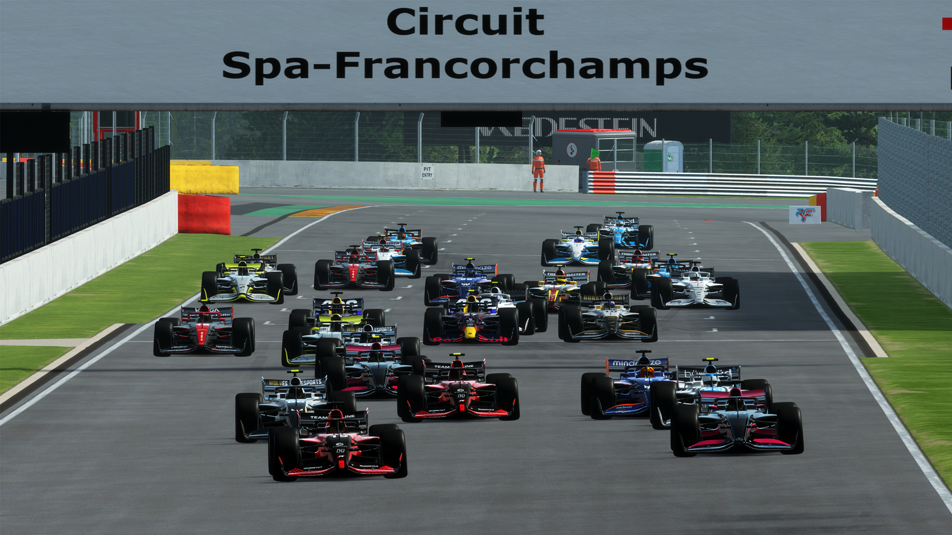 Huis claims comfortable victory in inaugural Formula Pro Series race