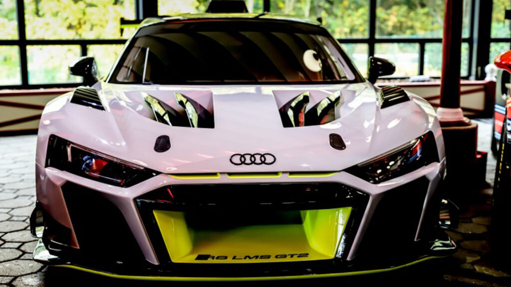 Audi R8 LMS GT2