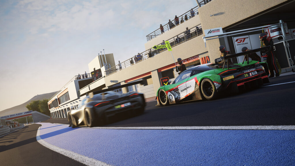 Jota Sport McLaren 720S GT3, SRO, GT World Challenge Europe, Ross McGregor, Paul Ricard pit lane
