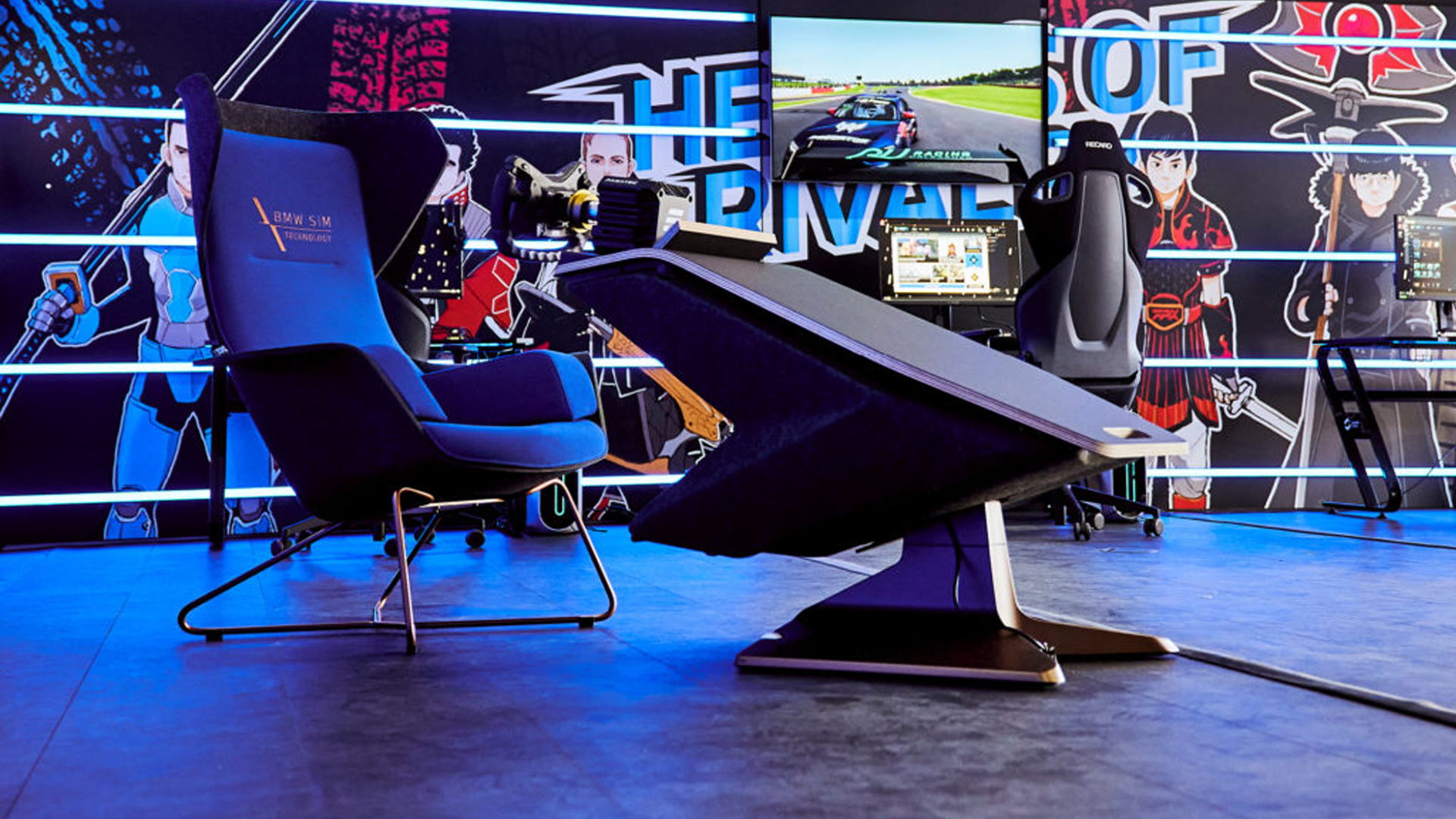 The Fusion SL is sim racing loungewear by BMW and Sedus Stoll