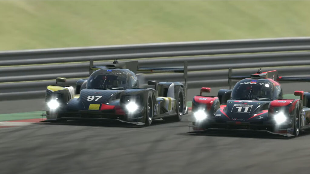 VCO ProSIM SERIES Season 2 Round 1 iRacing Maximilian Benecke overtakes for the lead, Heat 2