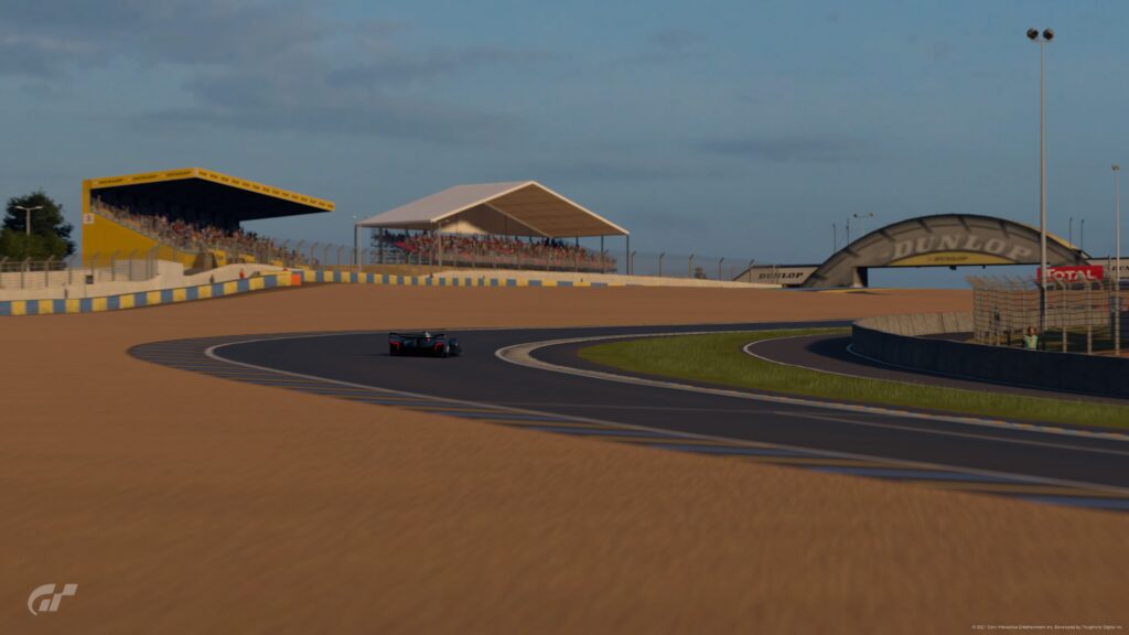 The Dunlop Curve, Circuit de la Sarthe, Le Mans